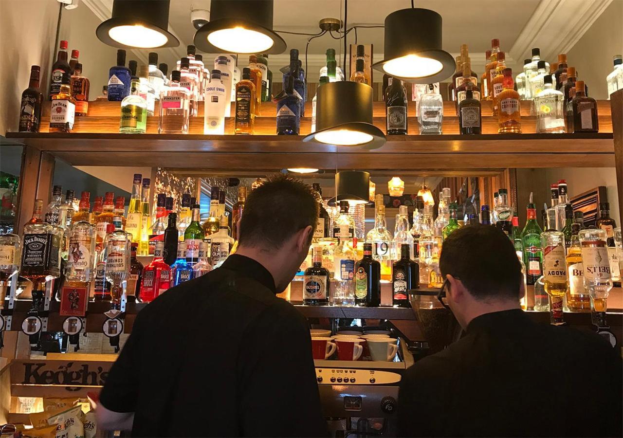 The Whistledown 3*